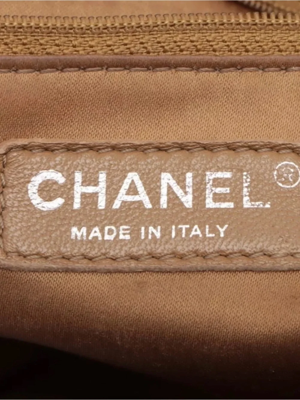 CHANEL cc turn